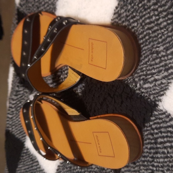 Dolce vita genuine leather sandals size 8  worn twice - Picture 13 of 14